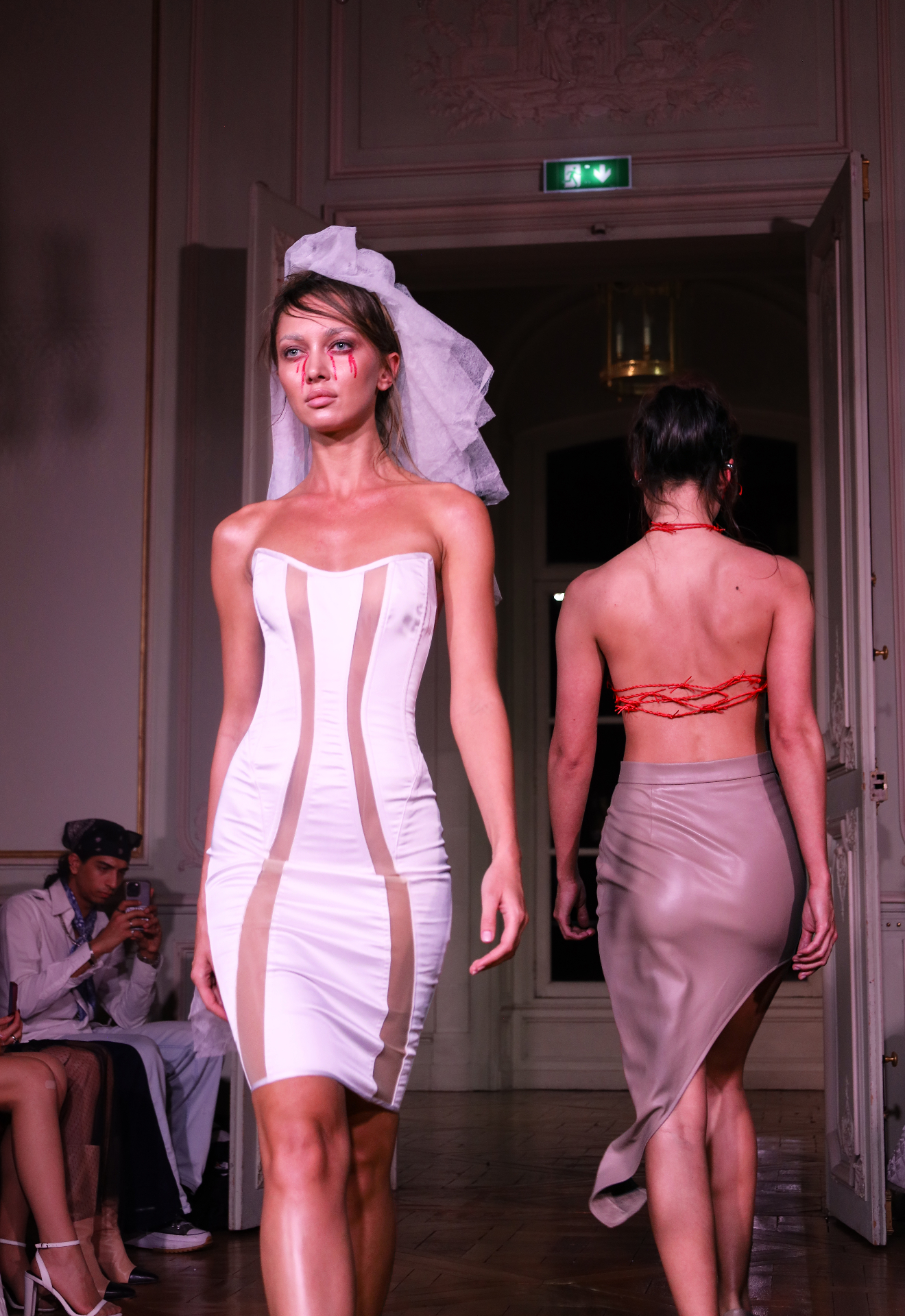 Bridal corset look with veil and painted red tears